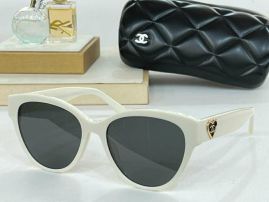 Picture of Chanel Sunglasses _SKUfw56829307fw